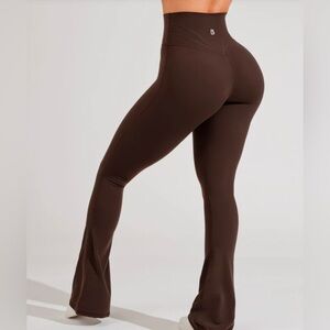 Buff bunny foxy flare